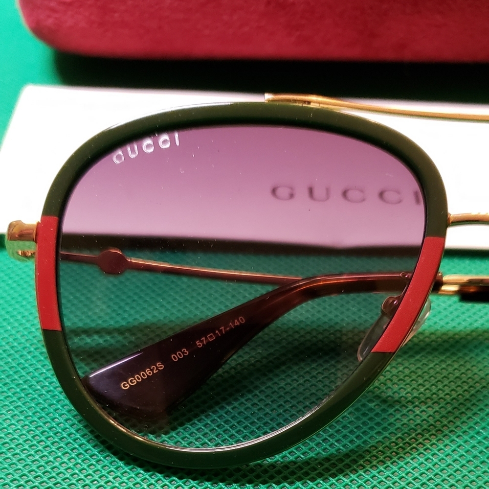 Authentic W/COA GUCCI Grey Gradient Aviator Unisex Sunglasses GG0062S 003 57 - Picture 3 of 8